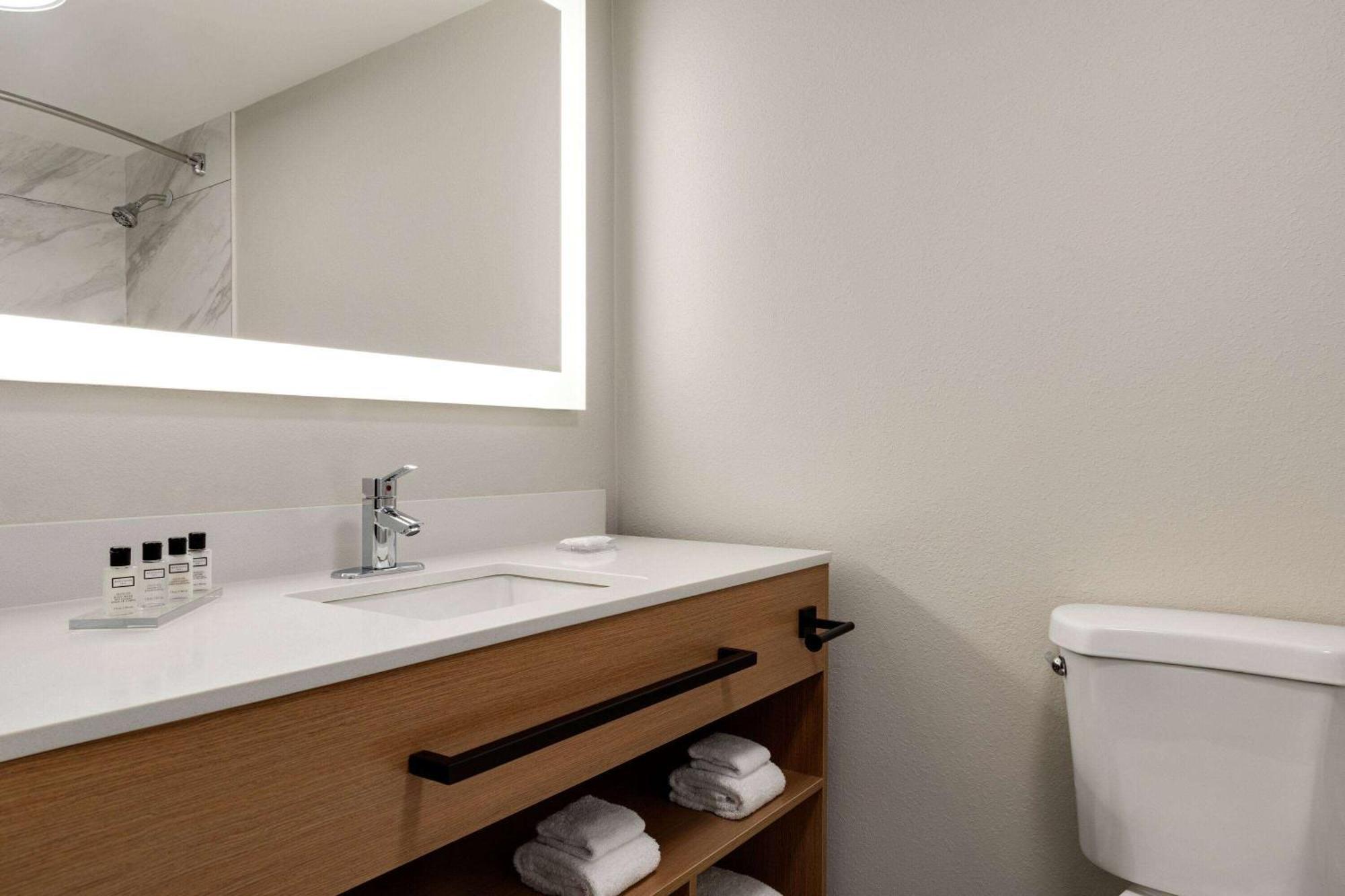 Wyndham Garden Atlanta Airport Hotel College Park Ngoại thất bức ảnh