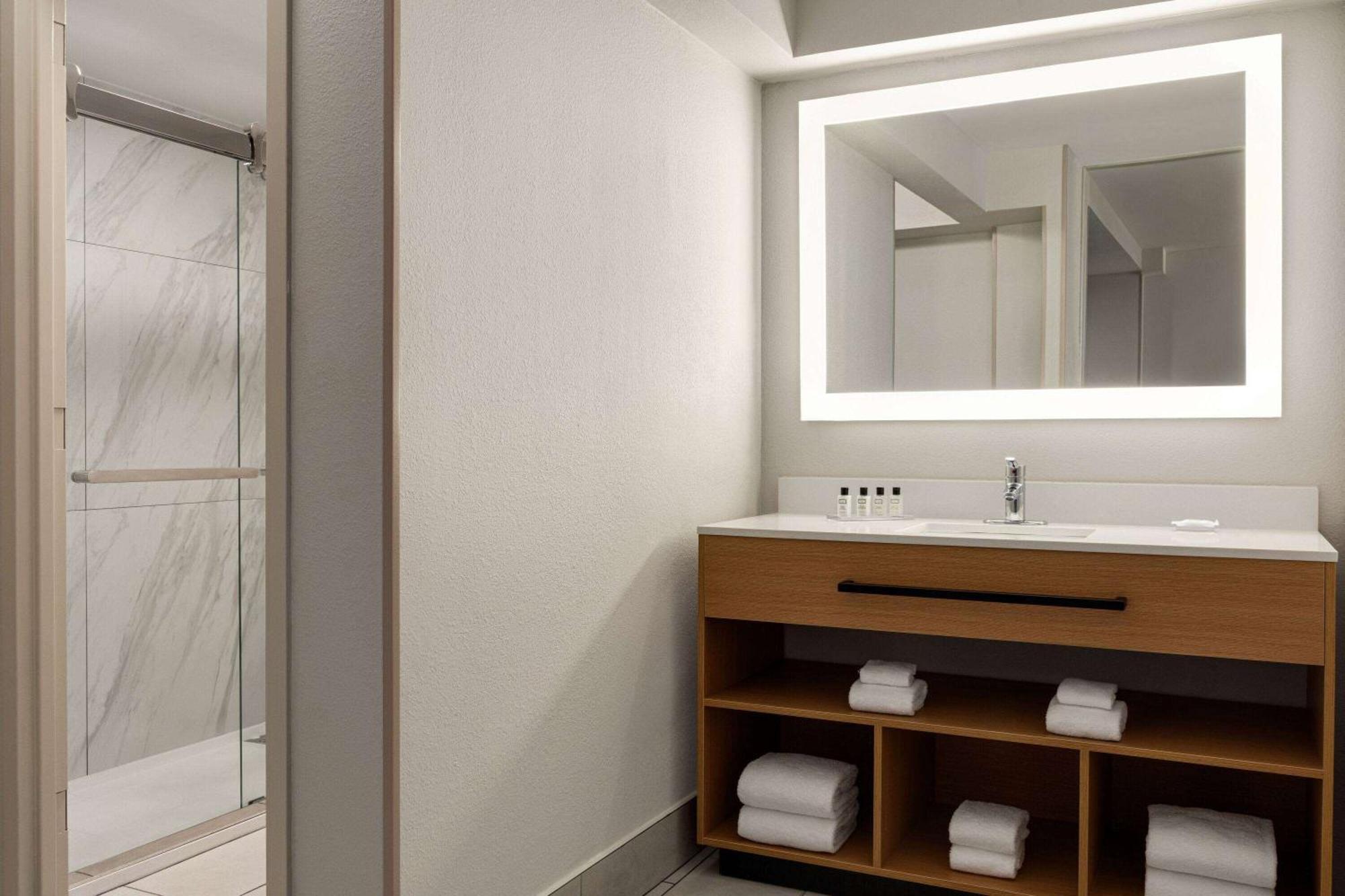 Wyndham Garden Atlanta Airport Hotel College Park Ngoại thất bức ảnh